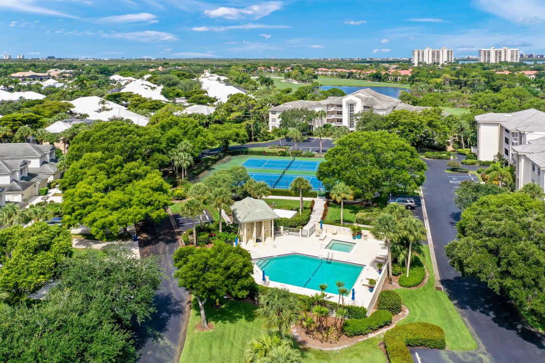 4111 Bayhead Dr #201, Bonita Springs, FL 34134