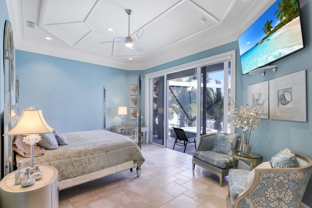 1231 Laurel Ct, Marco Island, FL 34145