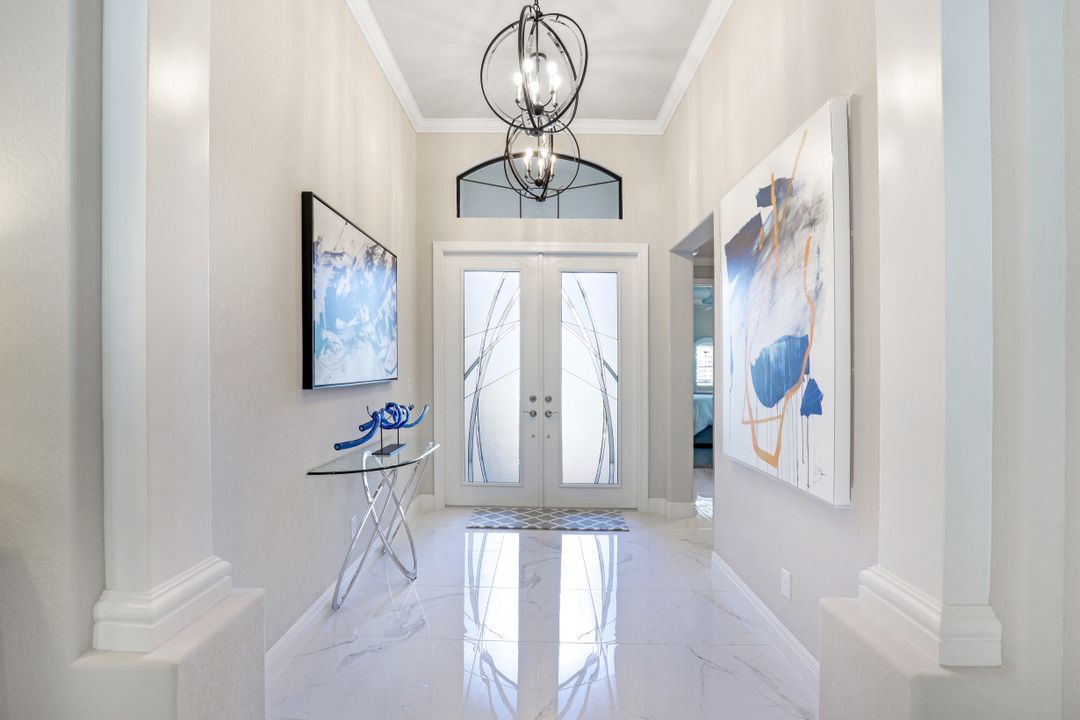 10086 Palazzo Dr, Naples, FL 34119