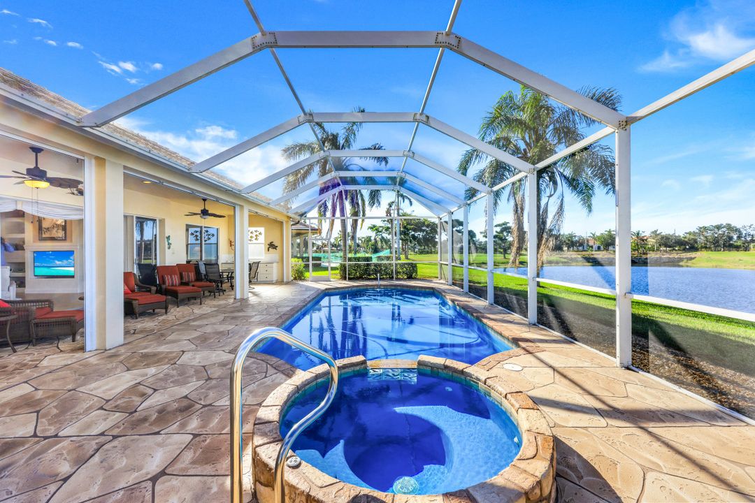 16165 Edgemont Dr, Fort Myers, FL 33908