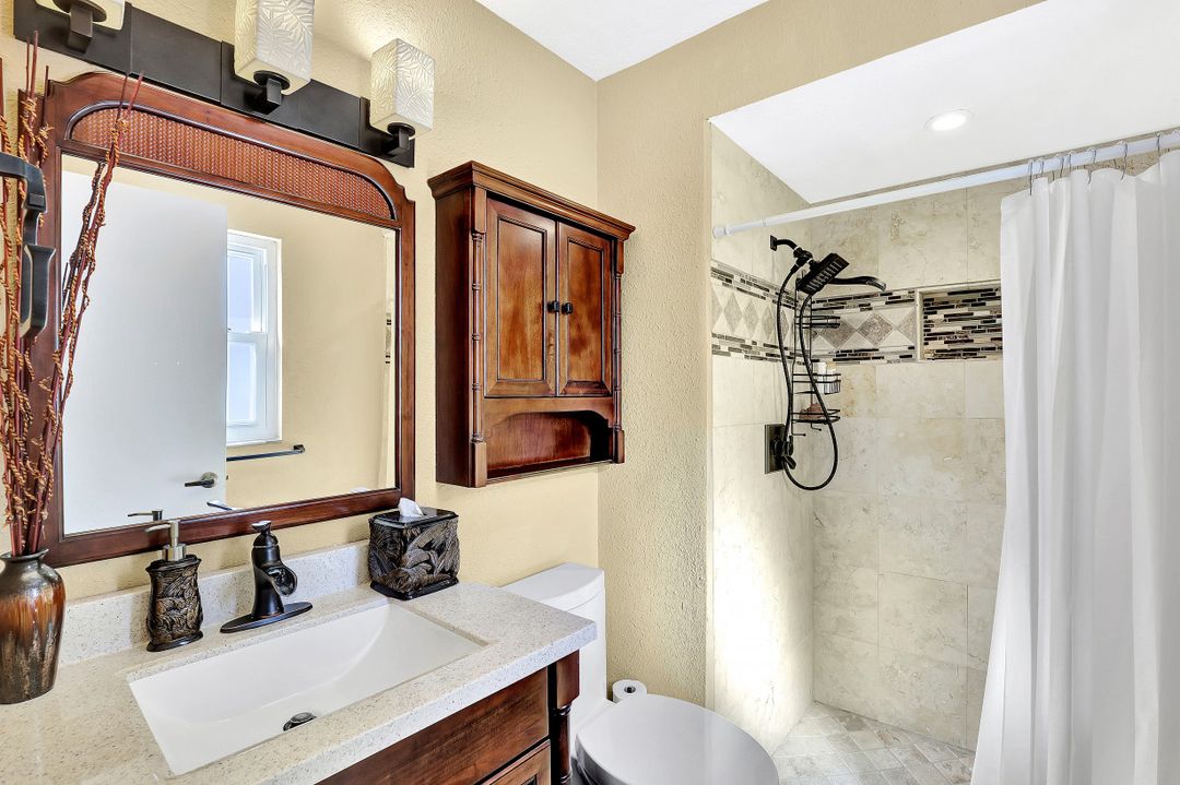 2028 NW 7th St, Cape Coral, FL 33993