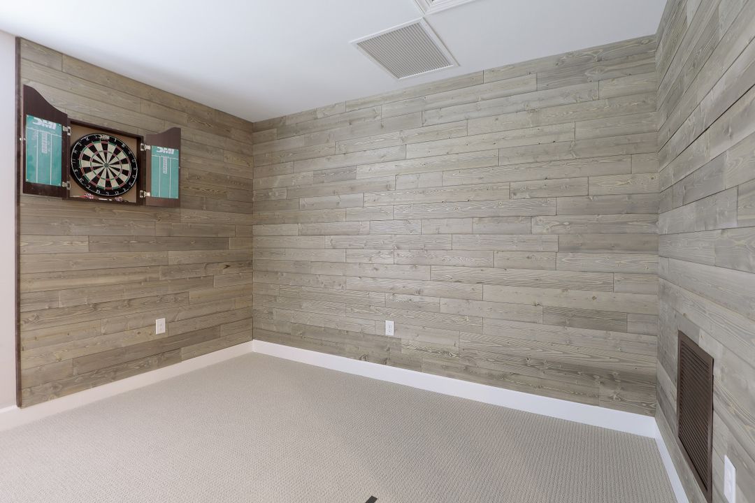 19332 Aqua Shore Dr, Fort Myers, FL 33913