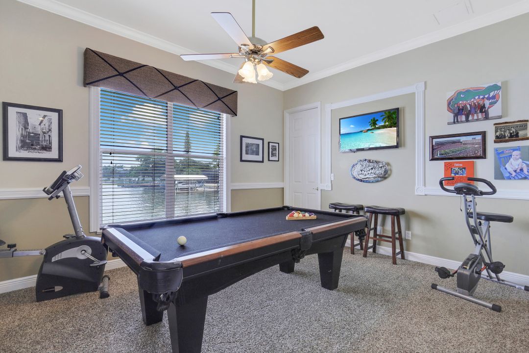 411 SW 49th Ln, Cape Coral, FL 33914