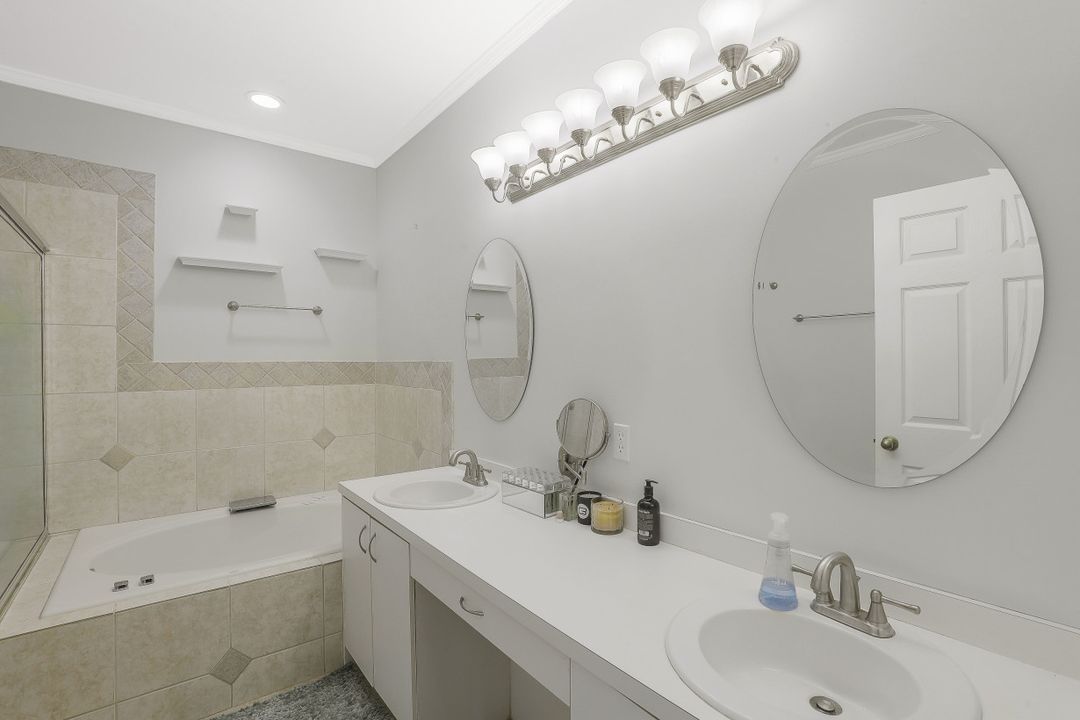 3720 Fieldstone Blvd #7-104, Naples, FL 34109