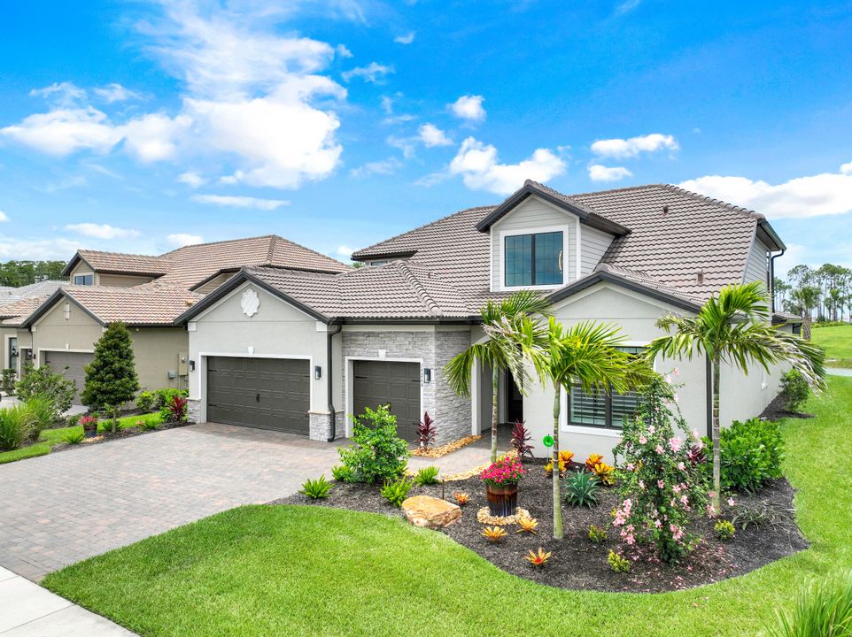 19264 Aqua Shore Dr, Fort Myers, FL 33913