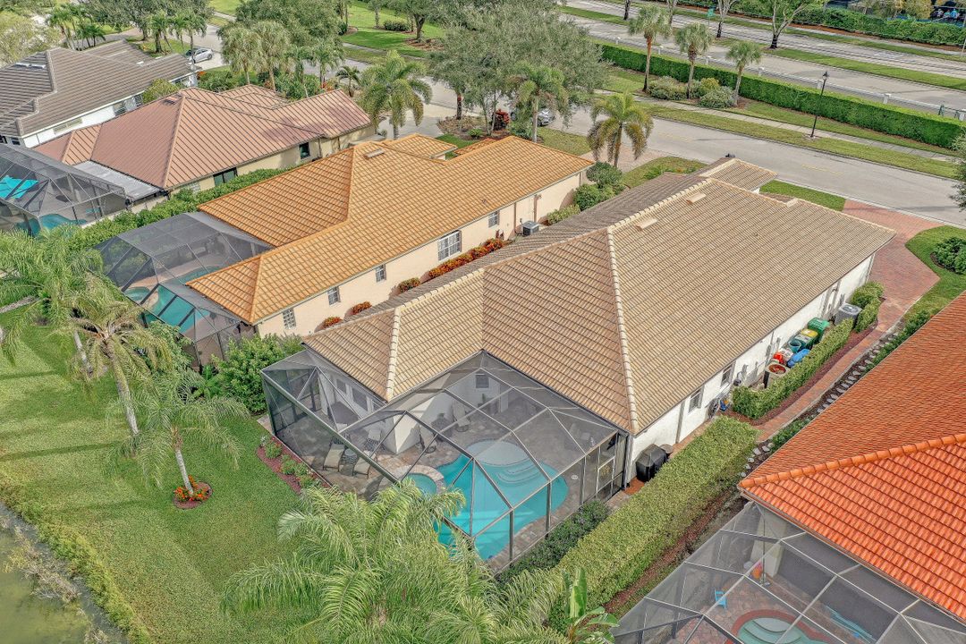 10801 Longshore Way E, Naples, FL 34119