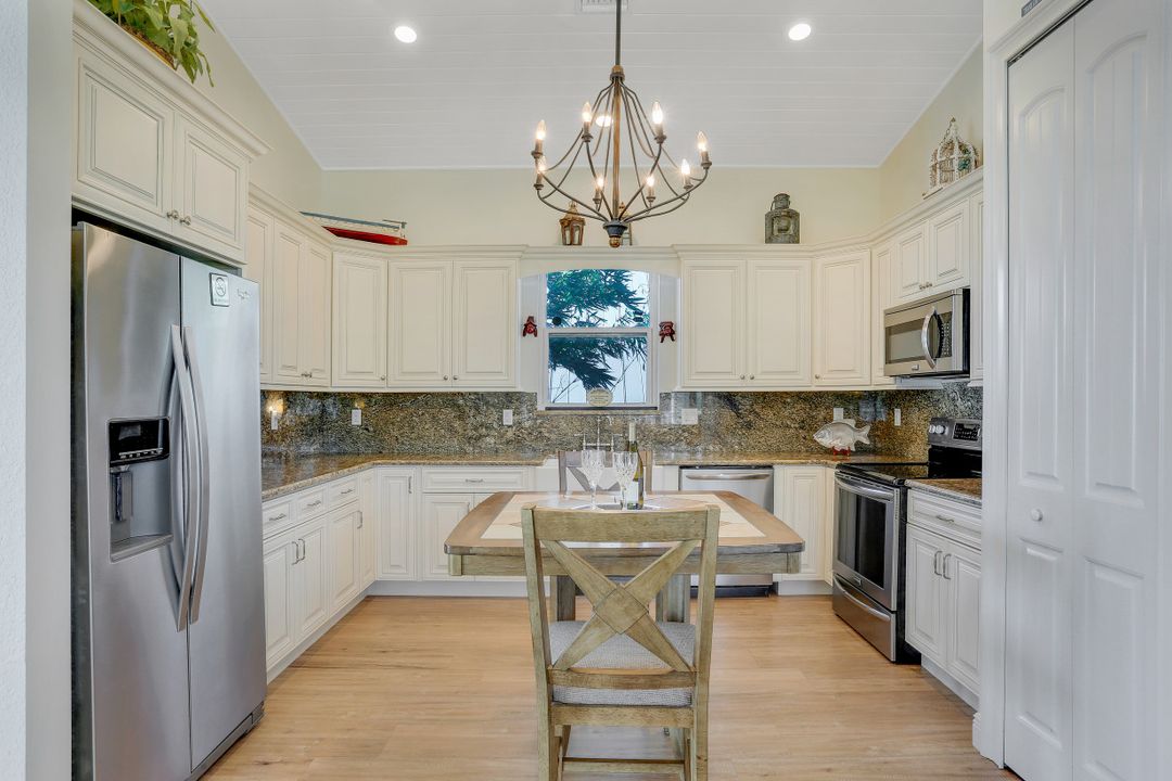 27892 Forester Dr, Bonita Springs, FL 34134