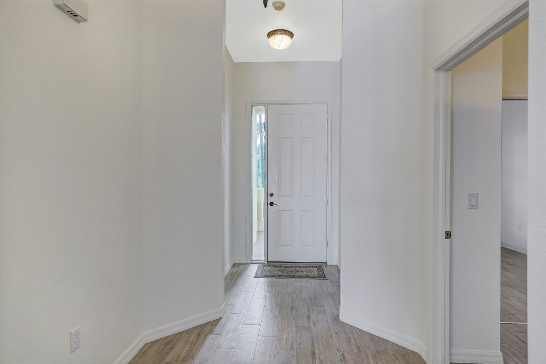 4235 SE 20th Pl #B305, Cape Coral, FL 33904