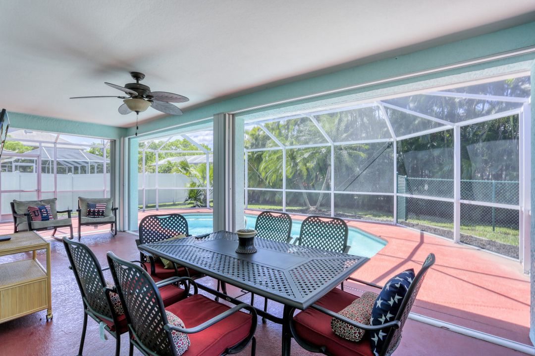 1904 SW 54th Ln, Cape Coral, FL 33914