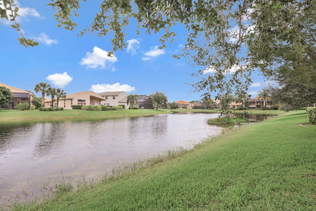 1818 Senegal Date Dr, Naples, FL 34119