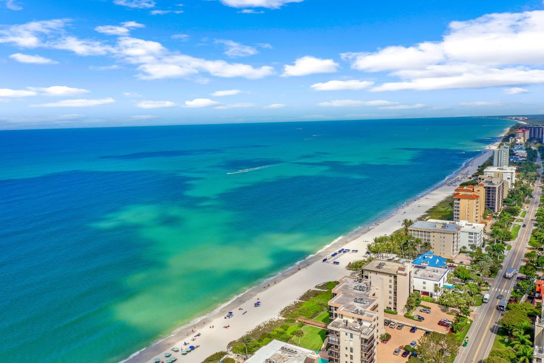 541 92nd Ave N, Naples, FL 34108