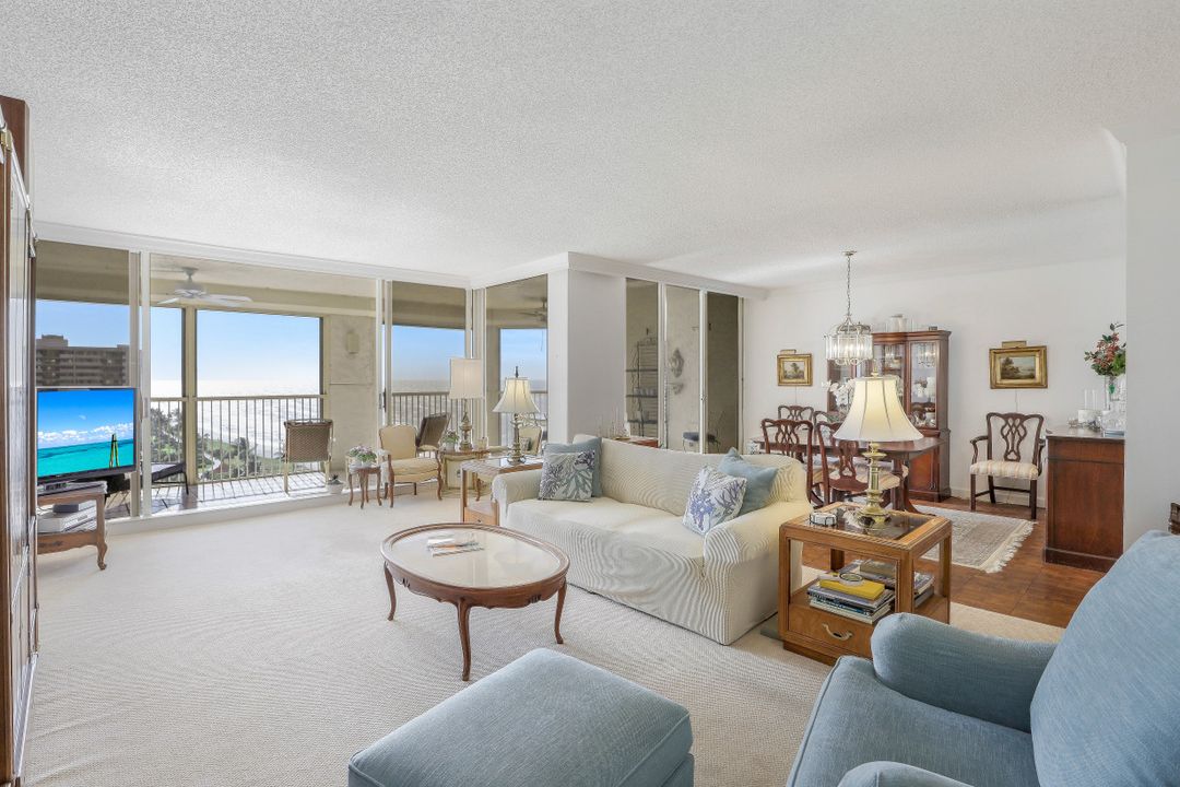 4051 Gulf Shore Blvd N #1105, Naples, FL 34103