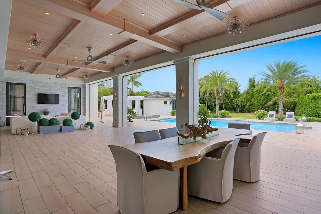 705 Myrtle Rd, Naples, FL 34108