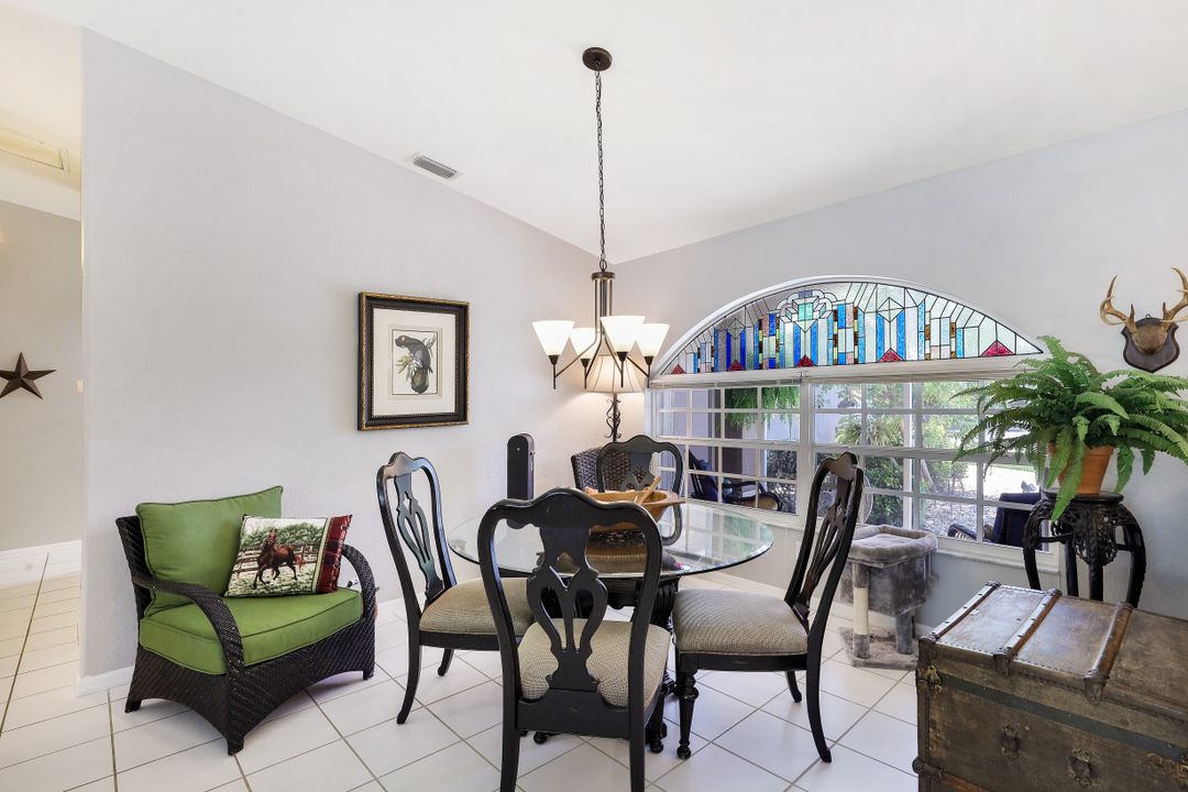 7516 Woodland Bend Cir, Fort Myers, FL 33912