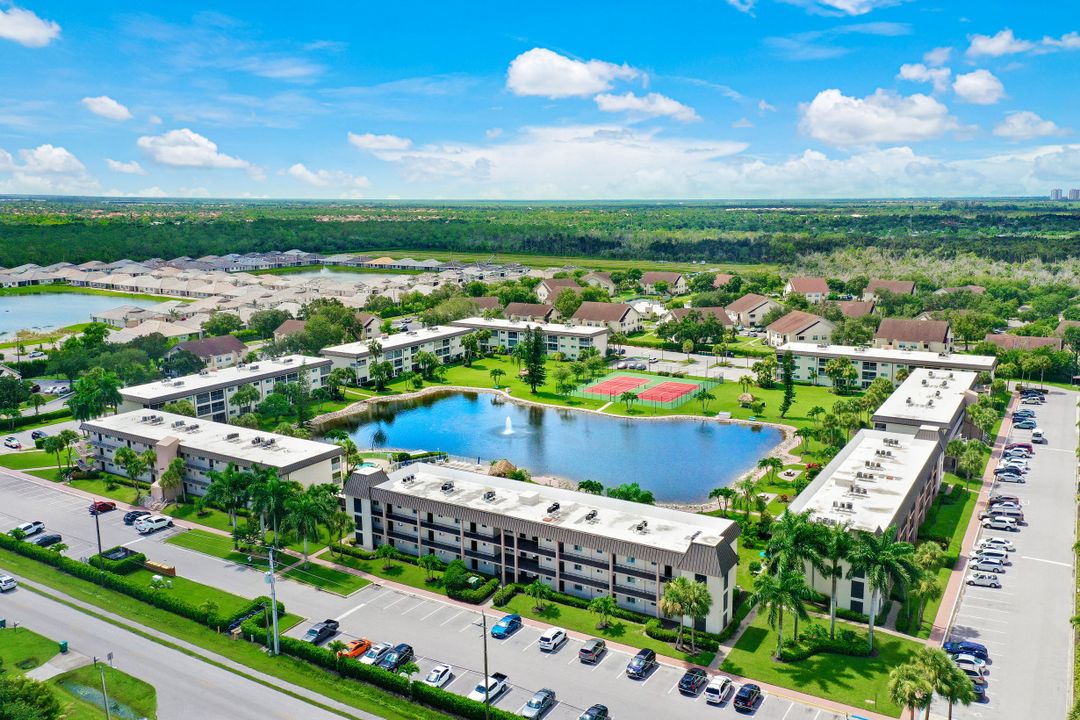 1010 Manatee Rd #B201, Naples, FL 34114
