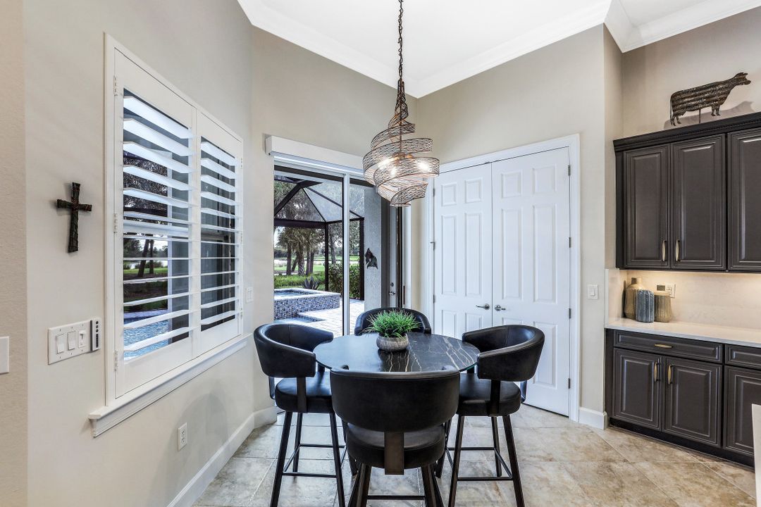 9795 Nickel Ridge Cir, Naples, FL 34120