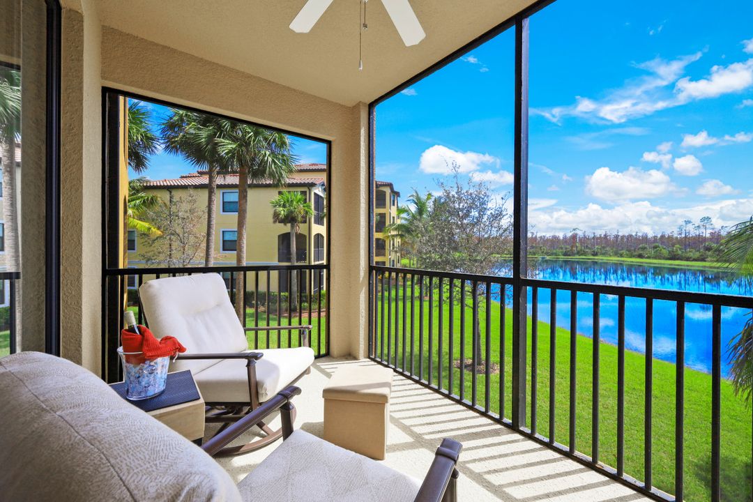 9731 Acqua Ct #522, Naples, FL 34113