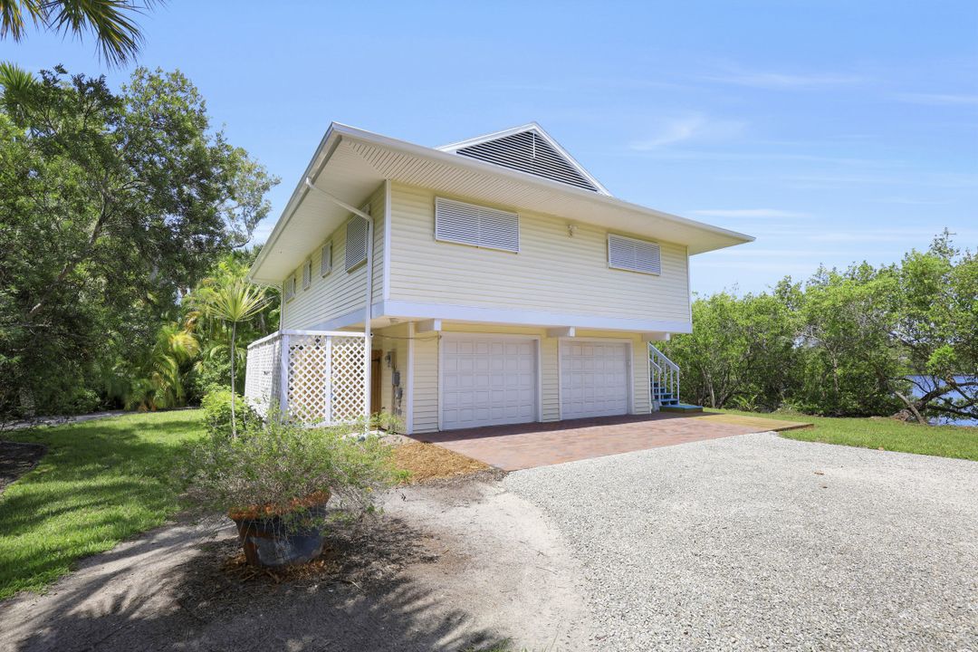 9455 Beverly Ln, Sanibel, FL 33957