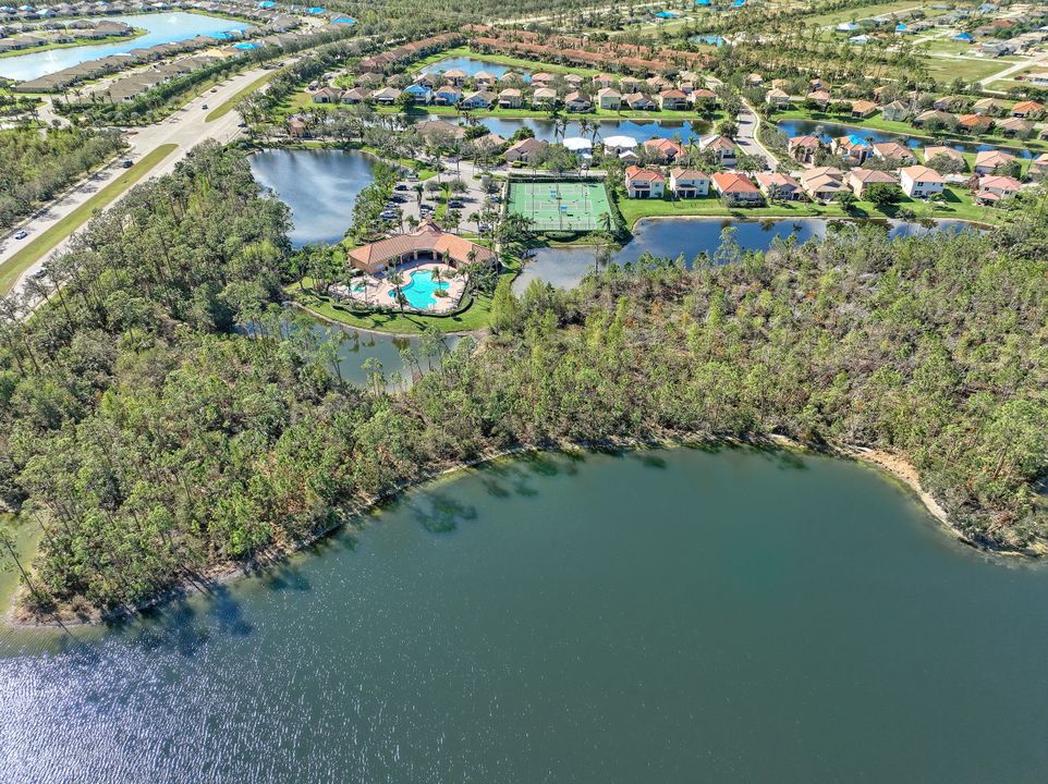 2565 Caslotti Way, Cape Coral, FL 33909