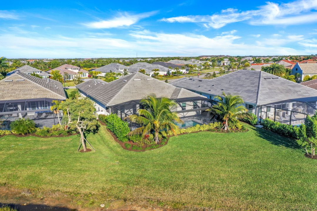 3224 Cotuit Ln, Naples, FL 34114