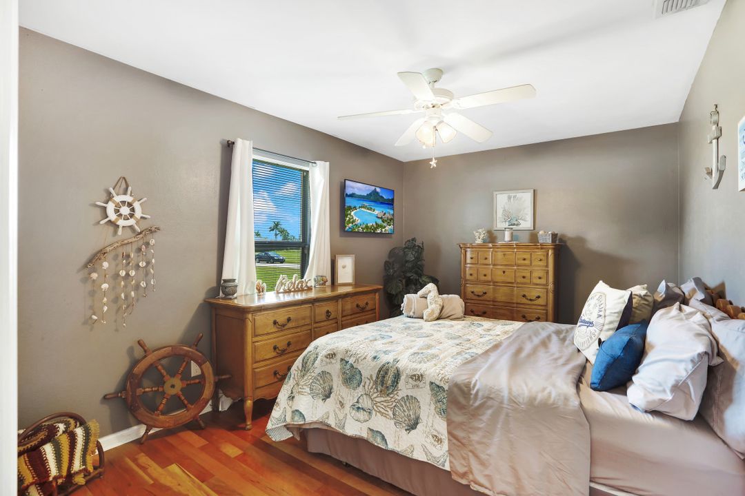 321 NE 10th Terrace, Cape Coral, FL 33909