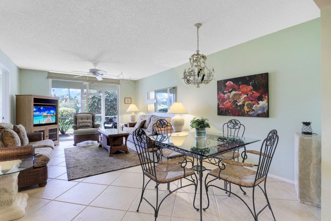 150 Turtle Lake Ct #103, Naples, FL 34105