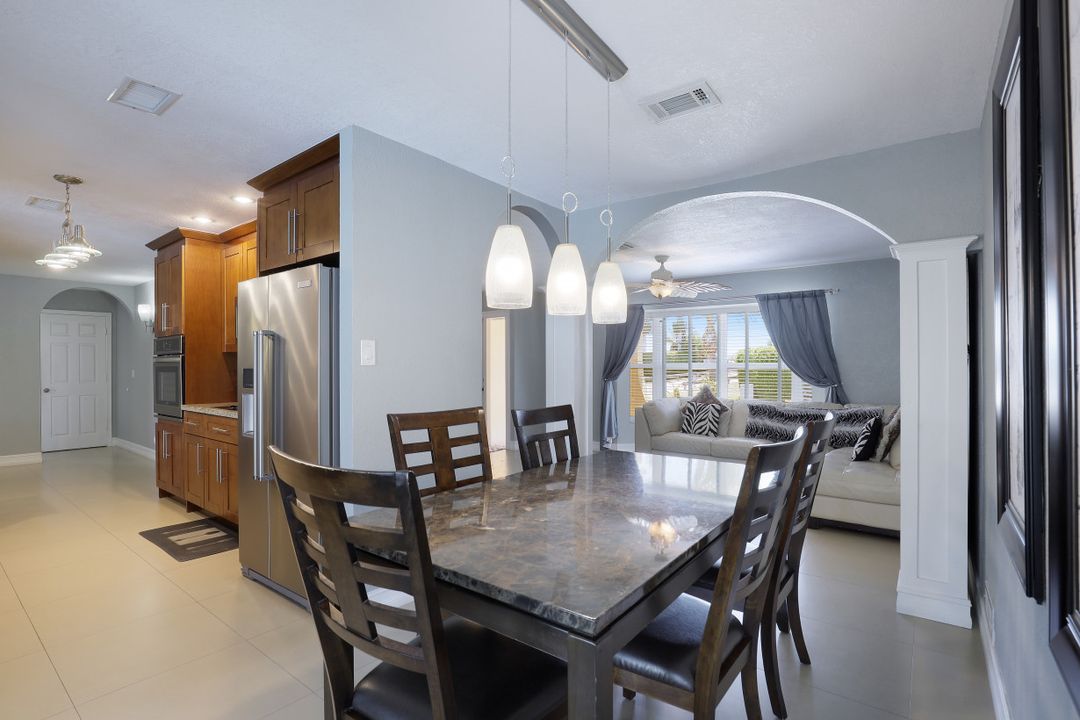 541 S Heathwood Dr, Marco Island, FL 34145