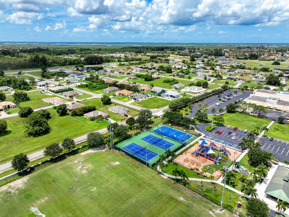 342 SW 28th Ave, Cape Coral, FL 33991