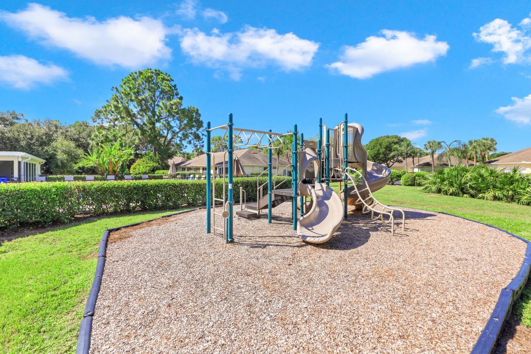 3110 Seasons Way #208, Estero, FL 33928