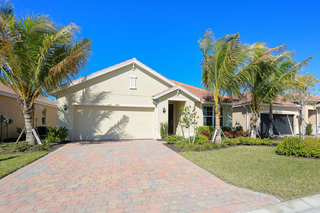 3146 Birchin Ln, Fort Myers, FL 33916
