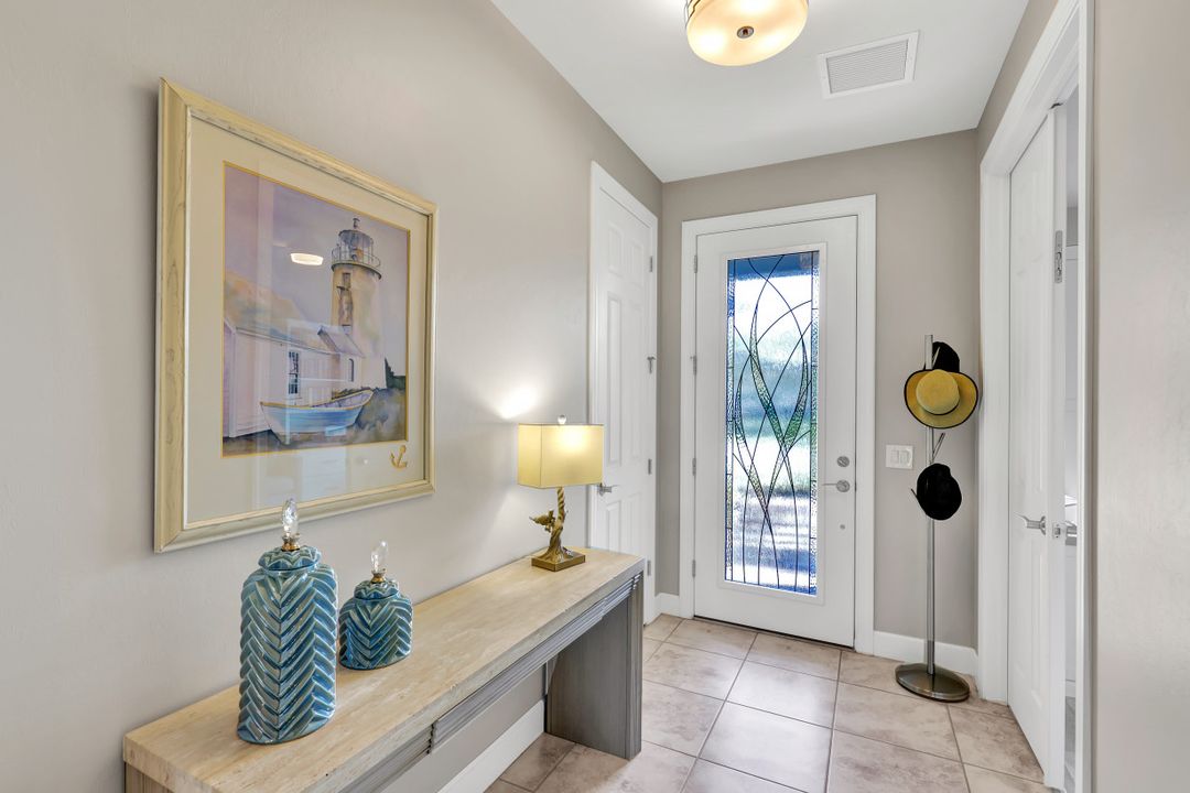 16341 Camden Lakes Cir, Naples, FL 34110