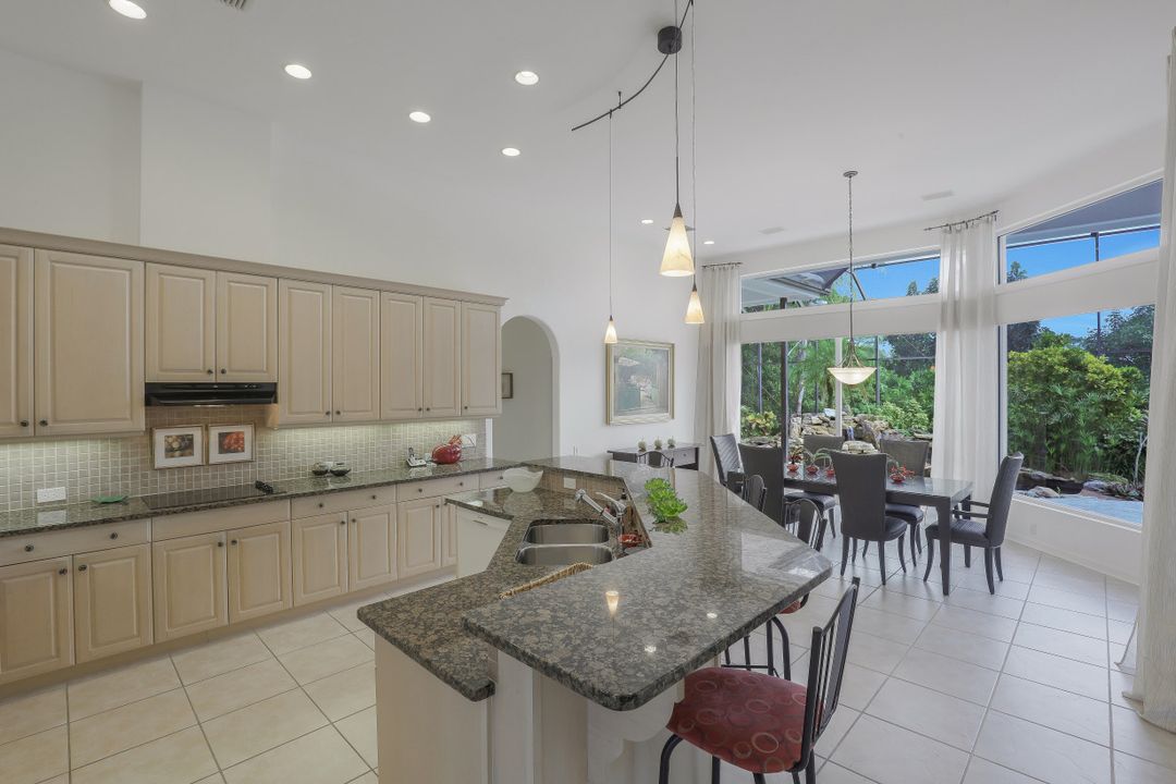 3300 Oak Hammock Ct, Bonita Springs, FL 34134