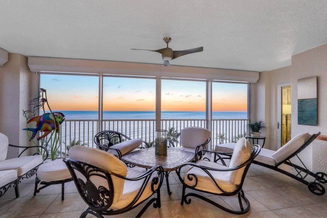9235 Gulf Shore Dr #501, Naples, FL 34108
