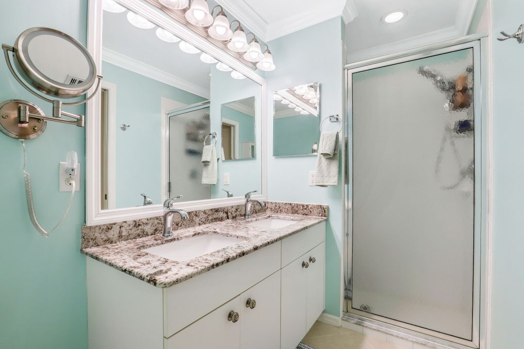 2710 Cypress Trace Cir #3011, Naples, FL 34119
