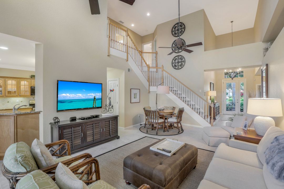 23181 Oakglen Ln, Bonita Springs, FL 34135