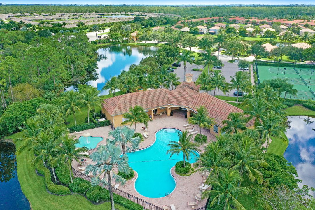 2517 Caslotti Way, Cape Coral, FL 33909