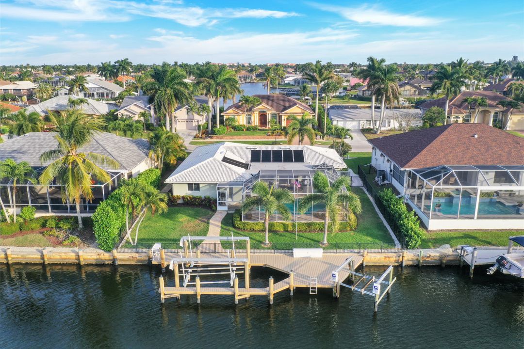 1552 Buccaneer Ct, Marco Island, FL 34145