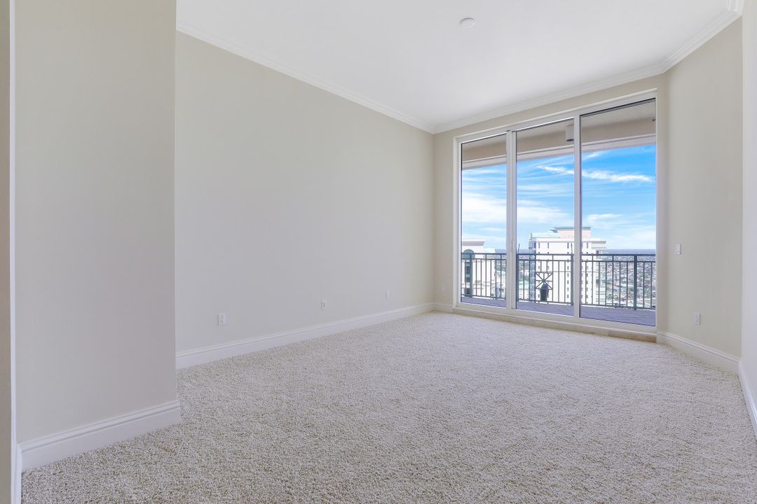 970 Cape Marco Dr, Marco Island, FL 34145