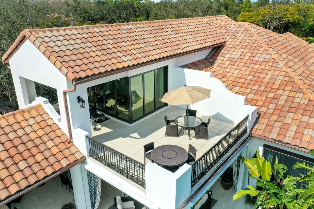 16904 Fairgrove Way, Naples, FL 34110