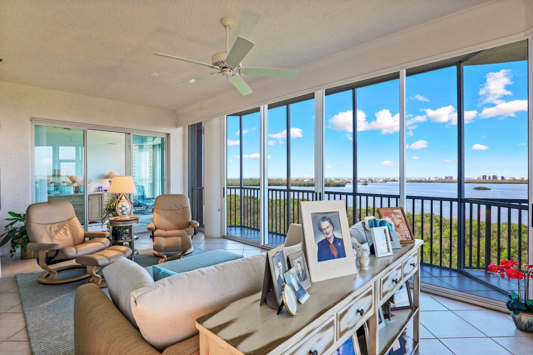 4811 Island Pond Ct #905, Bonita Springs, FL 34134