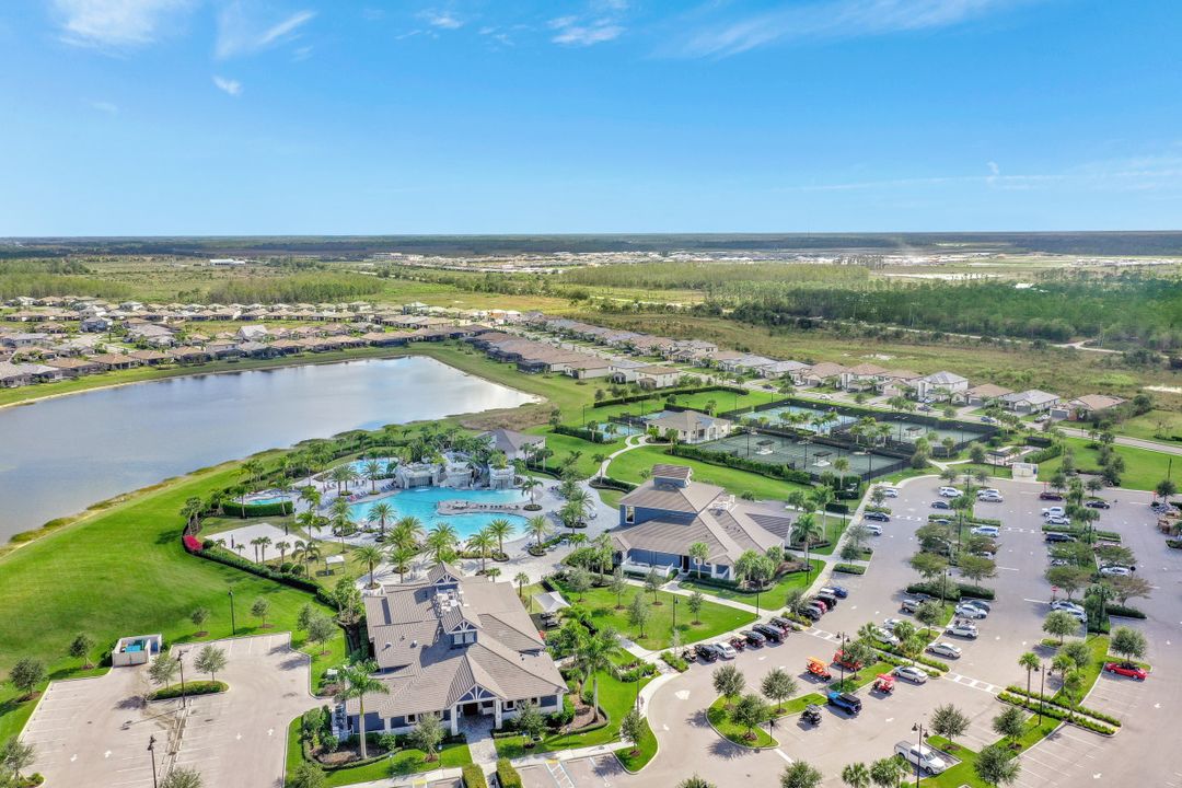 17444 Newberry Ln, Estero, FL 33928