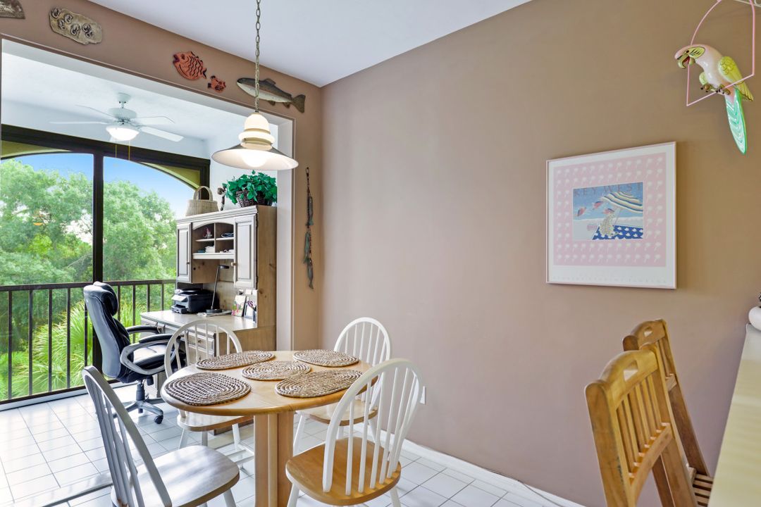 6500 Valen Way #305A, Naples, FL 34108