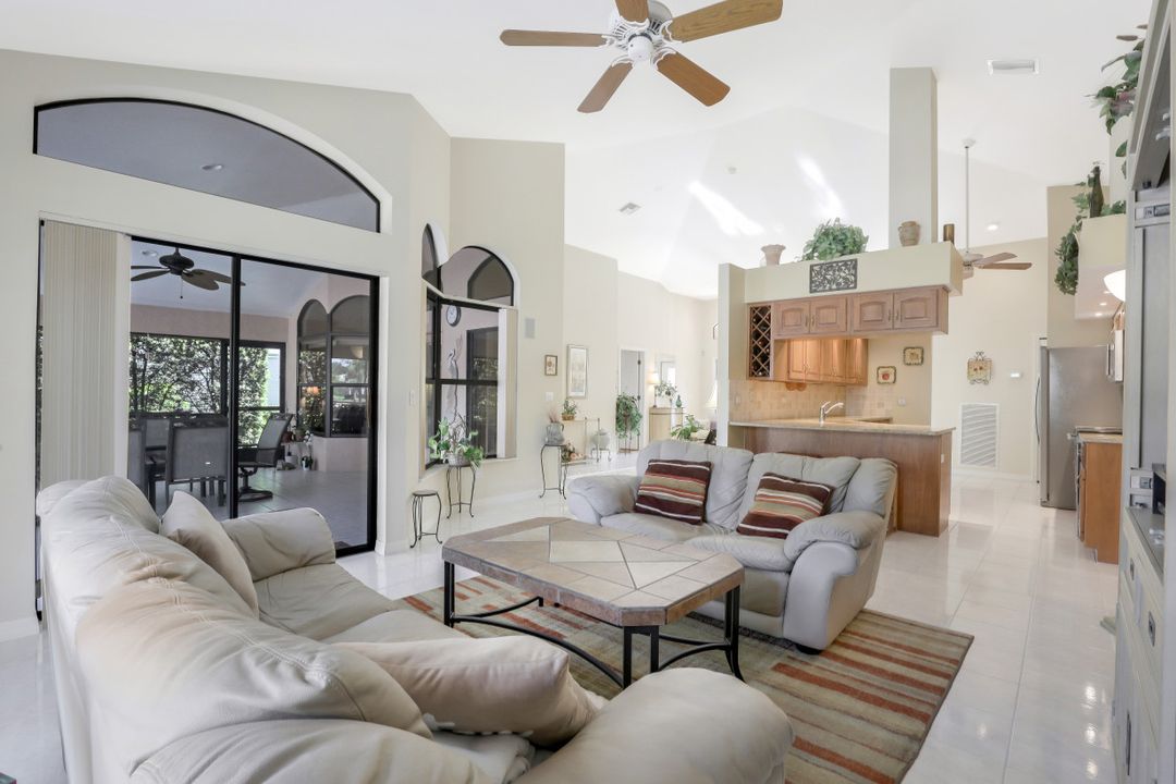 12790 Hunters Ridge Dr, Bonita Springs, FL 34135