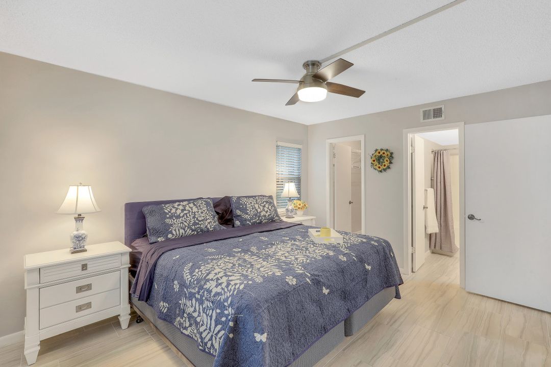 4275 27th Ct SW #104, Naples, FL 34116