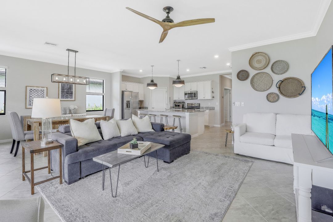 19877 Beechcrest Pl, Estero, FL 33928