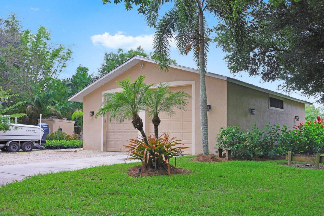 19930 Burgundy Farms Rd, Estero, FL 33928