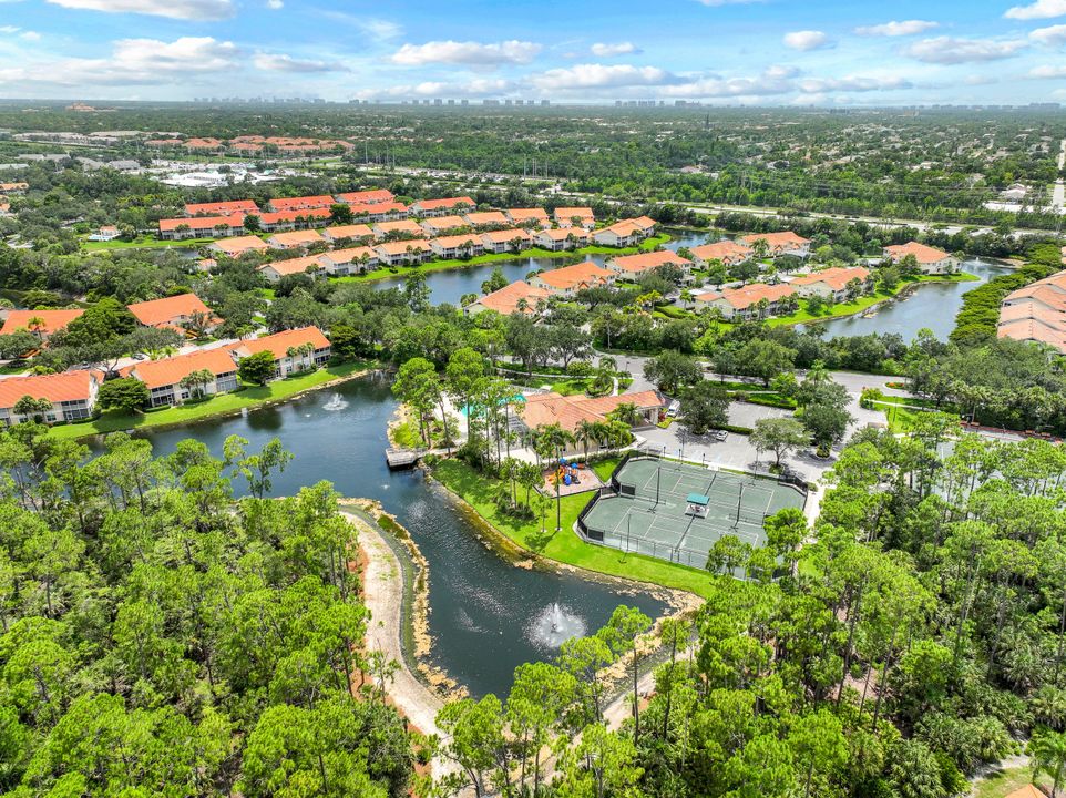 5100 Cedar Springs Dr #201, Naples, FL 34110