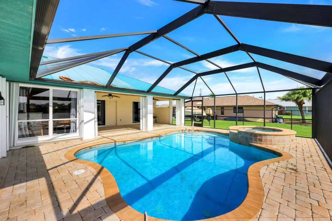 1127 SW 6th Ave, Cape Coral, FL 33991