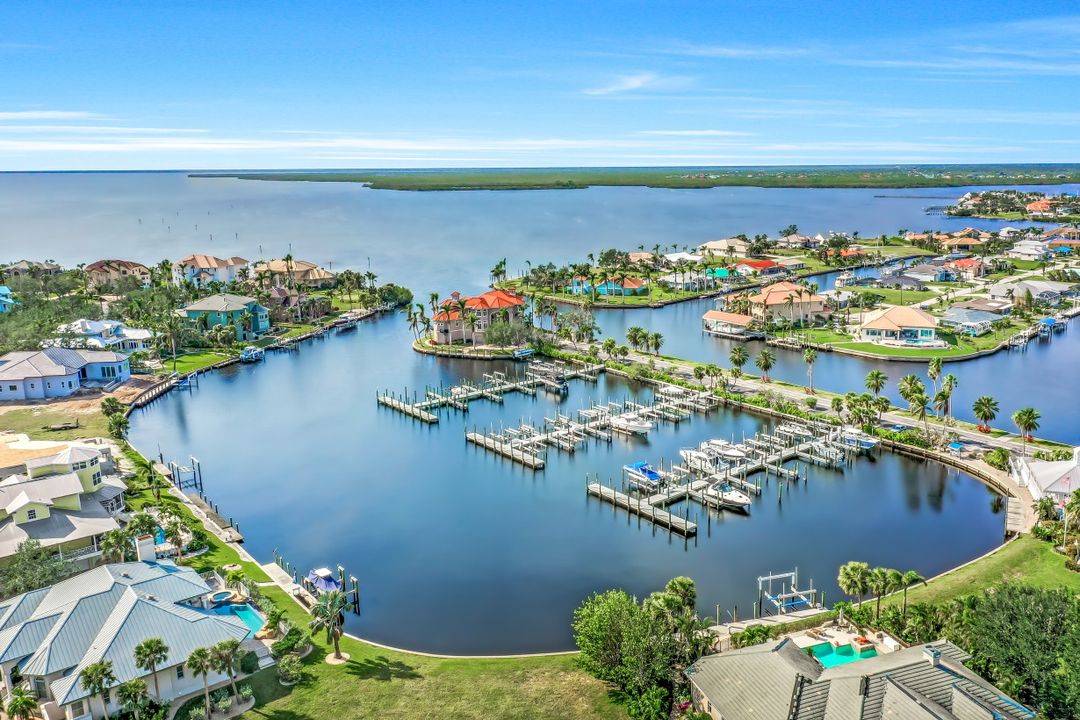 4591 Grassy Point Blvd, Port Charlotte, FL 33952
