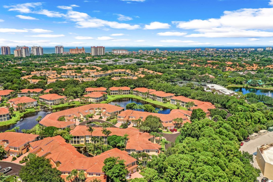 700 Lambiance Cir Apt 101, Naples, FL 34108